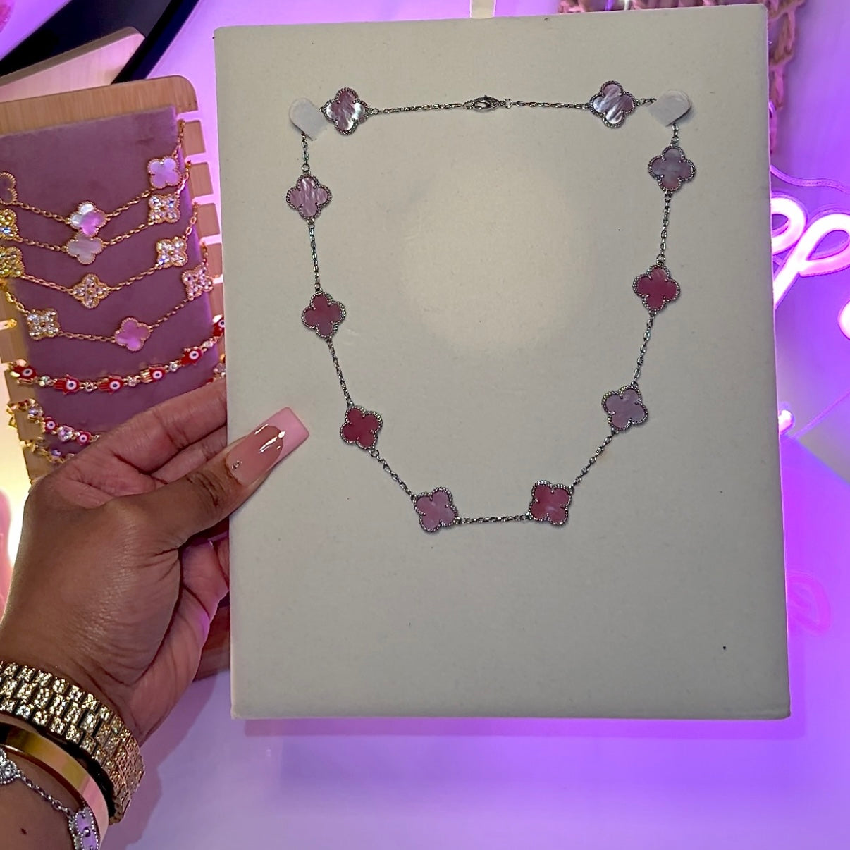 Alaina Clover Necklace – The Pink Vault