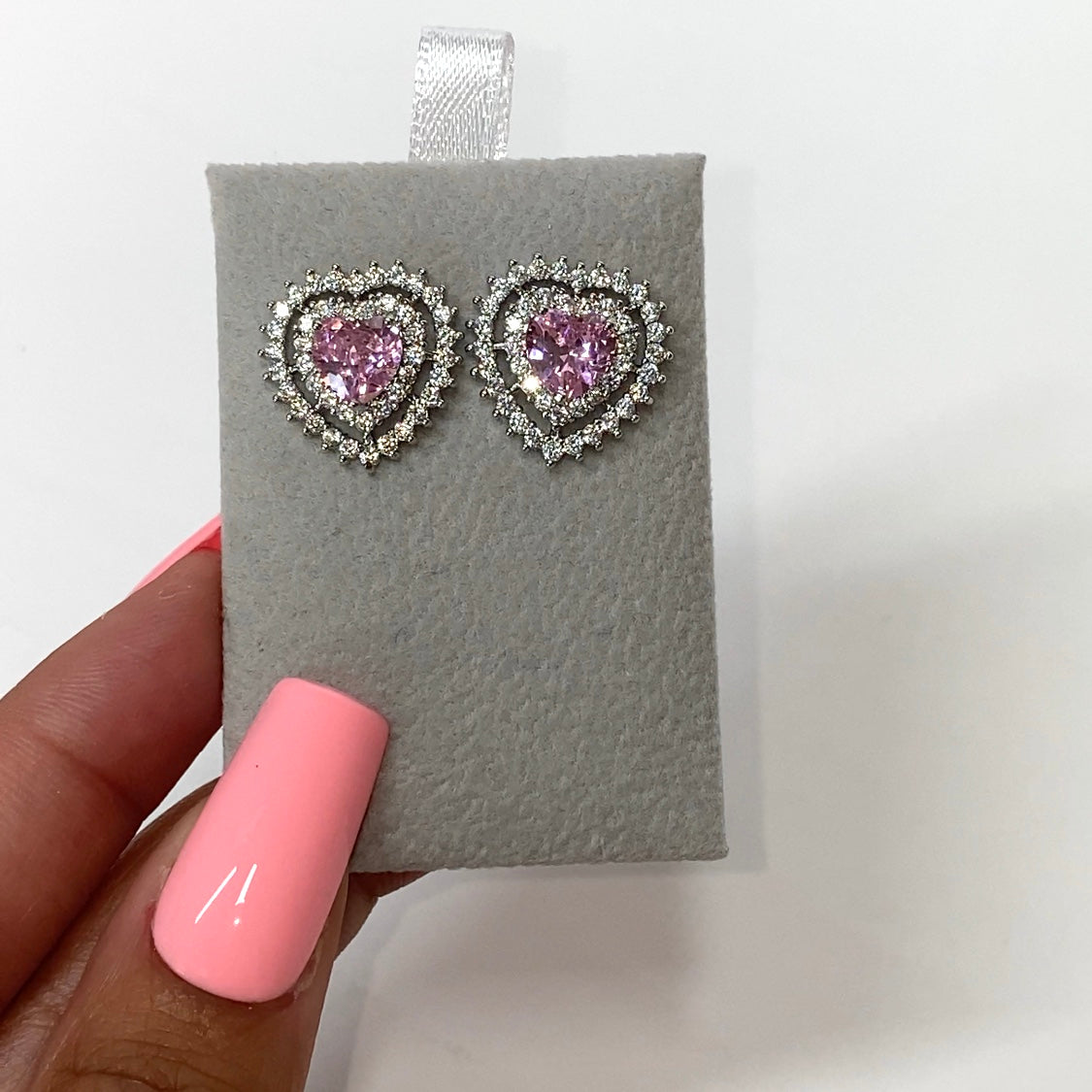 Earrings The Pink Vault